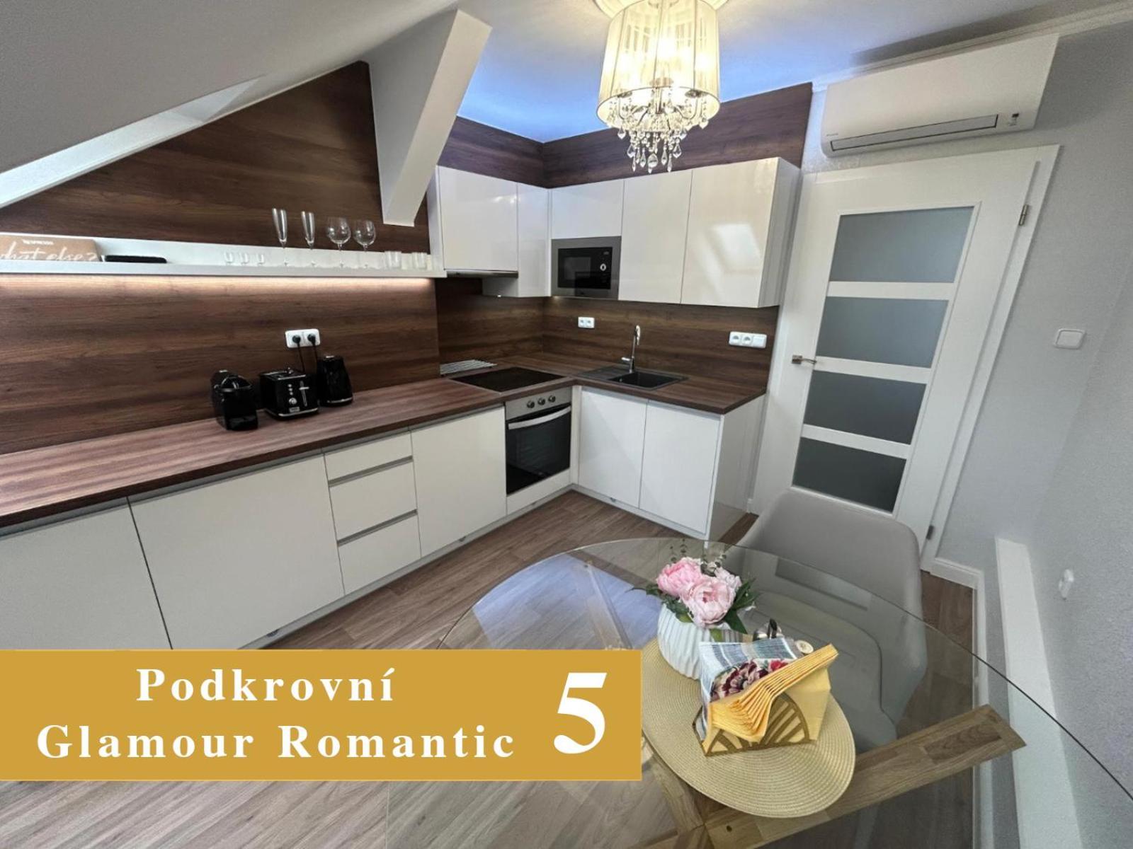 Efipa Glamour Apartments Πίλζεν Εξωτερικό φωτογραφία