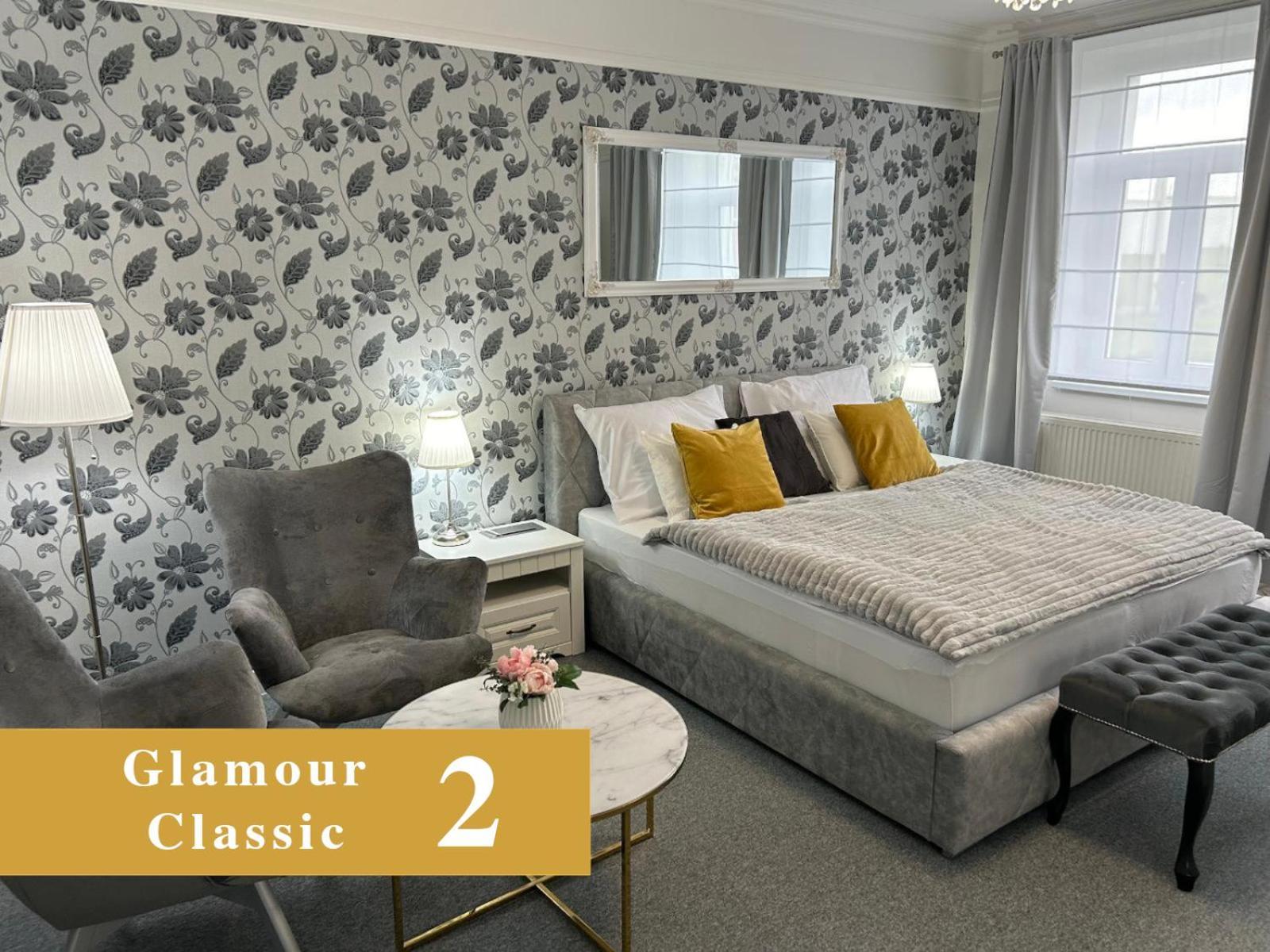 Efipa Glamour Apartments Πίλζεν Εξωτερικό φωτογραφία