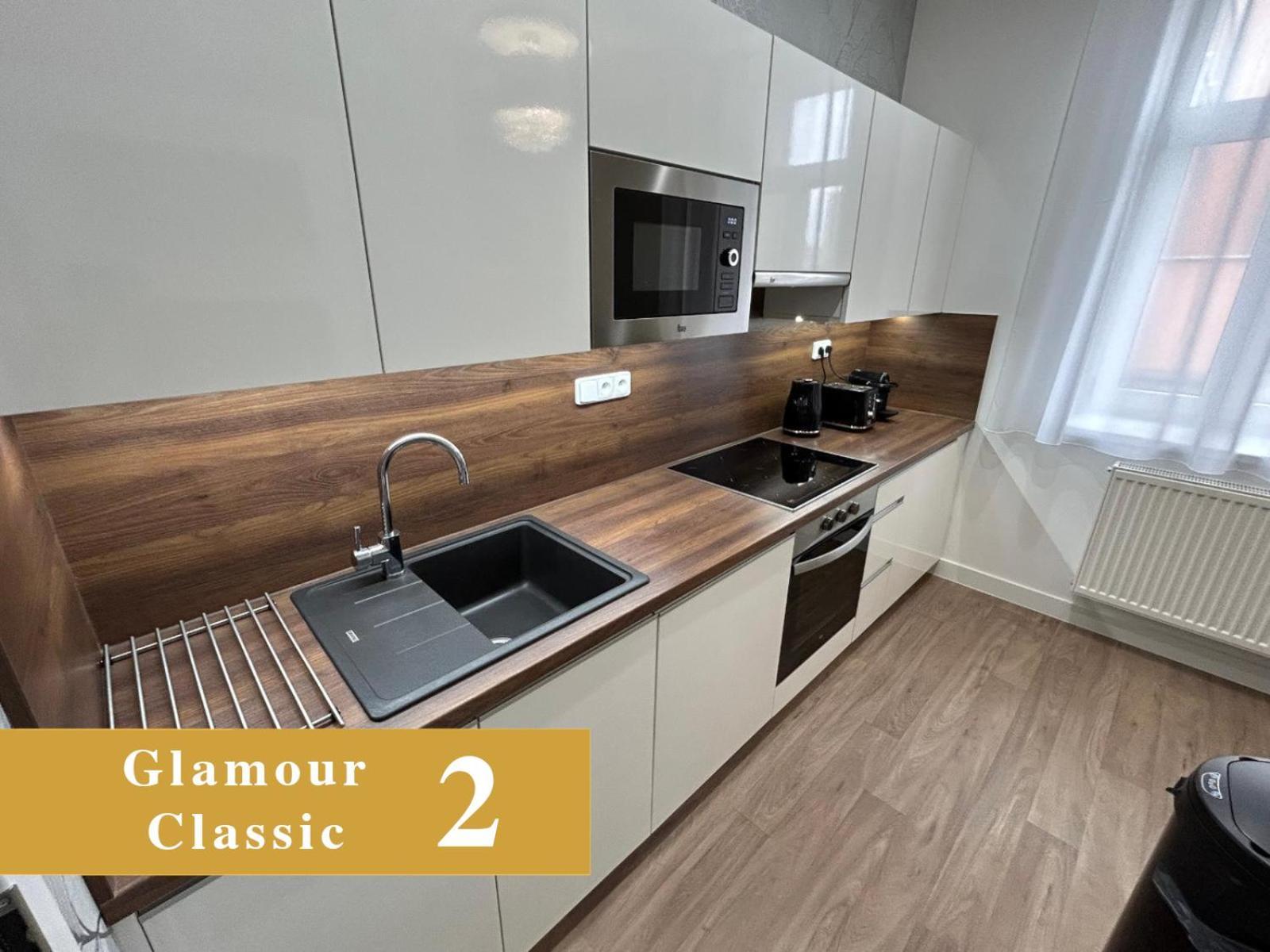 Efipa Glamour Apartments Πίλζεν Εξωτερικό φωτογραφία