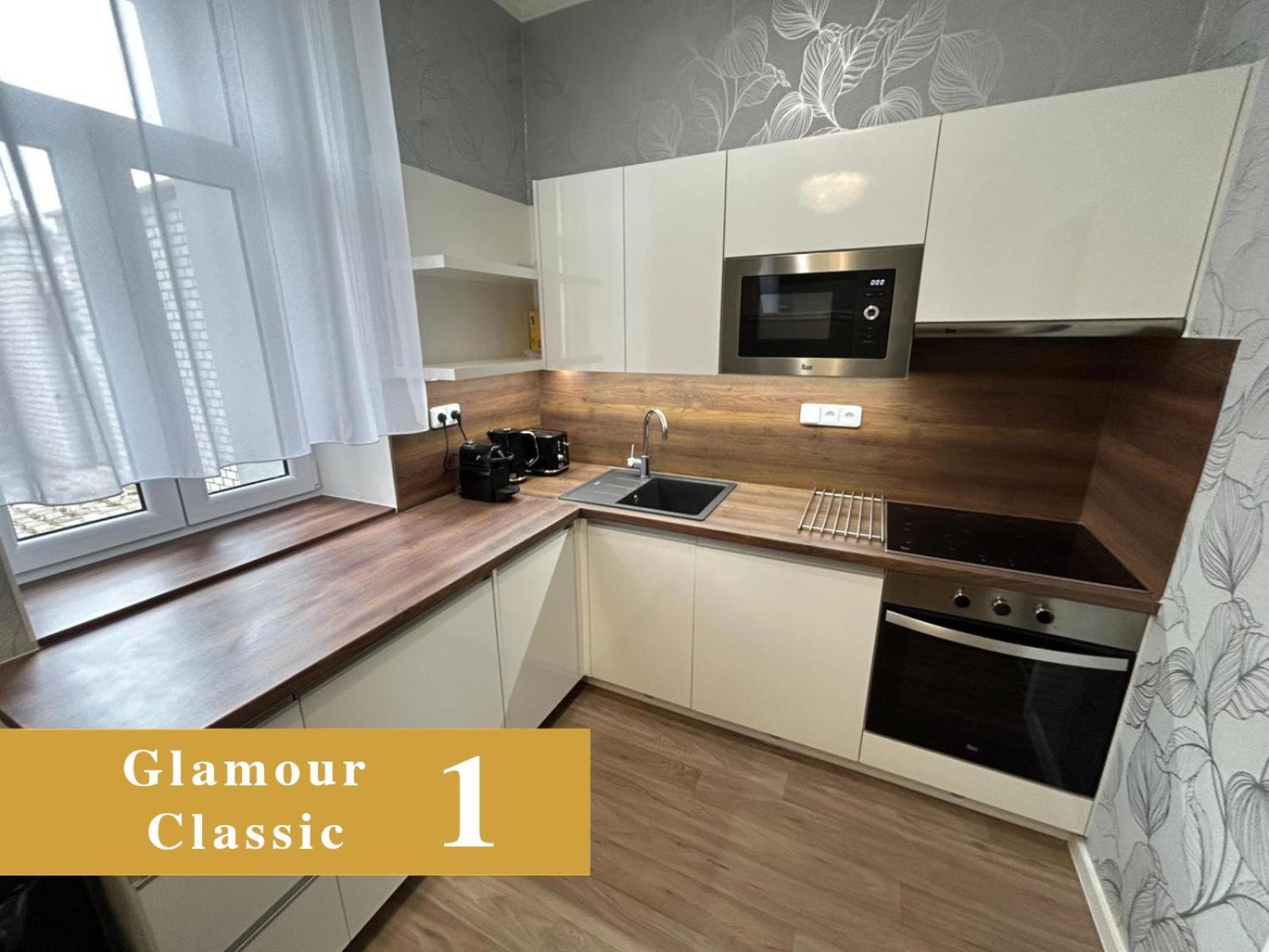 Efipa Glamour Apartments Πίλζεν Εξωτερικό φωτογραφία