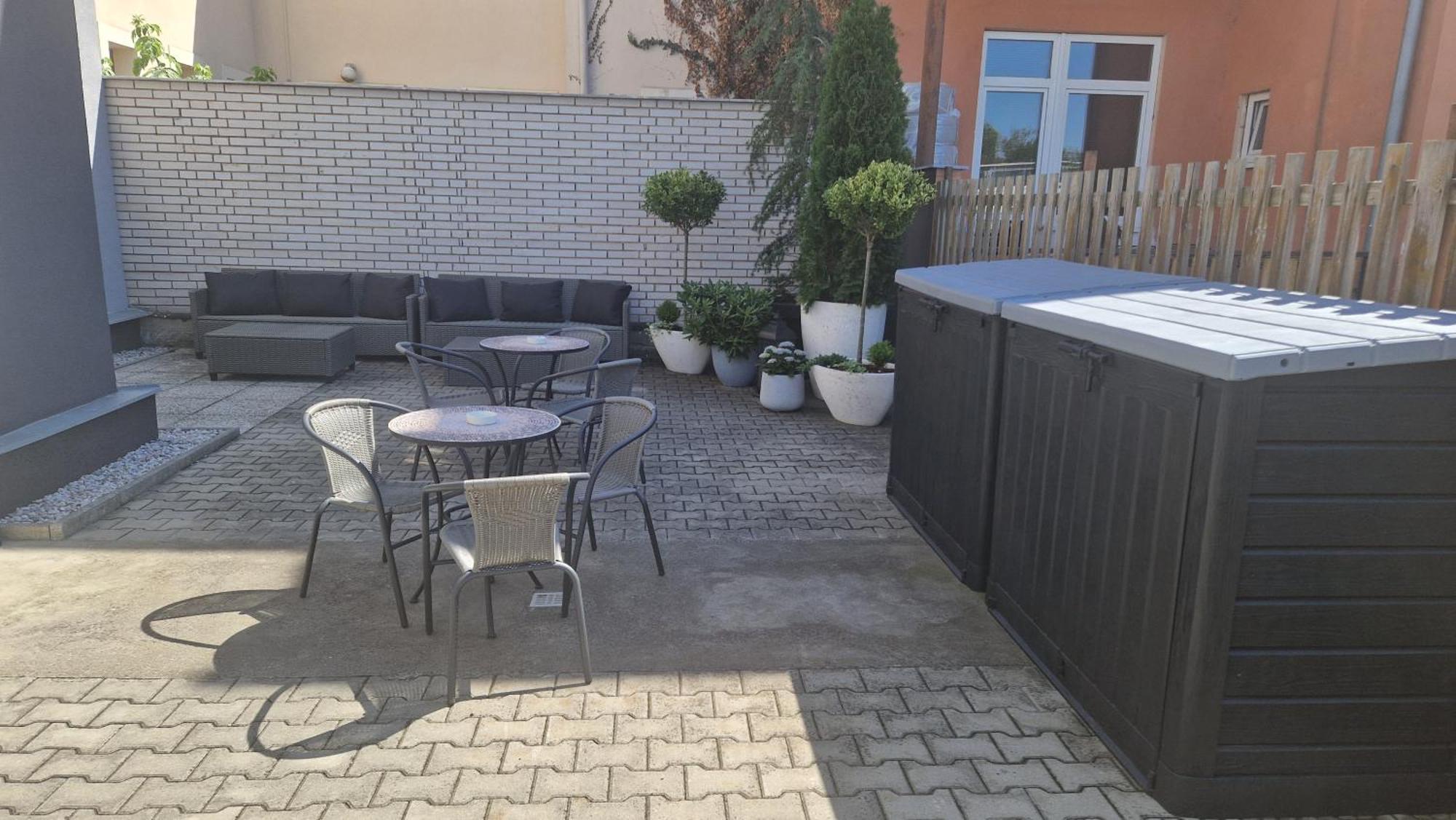 Efipa Glamour Apartments Πίλζεν Εξωτερικό φωτογραφία