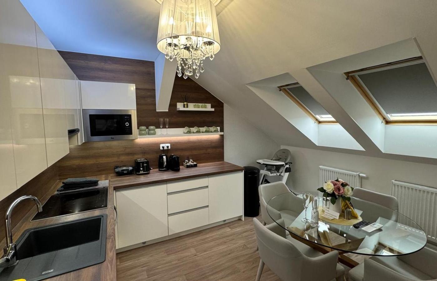 Efipa Glamour Apartments Πίλζεν Εξωτερικό φωτογραφία